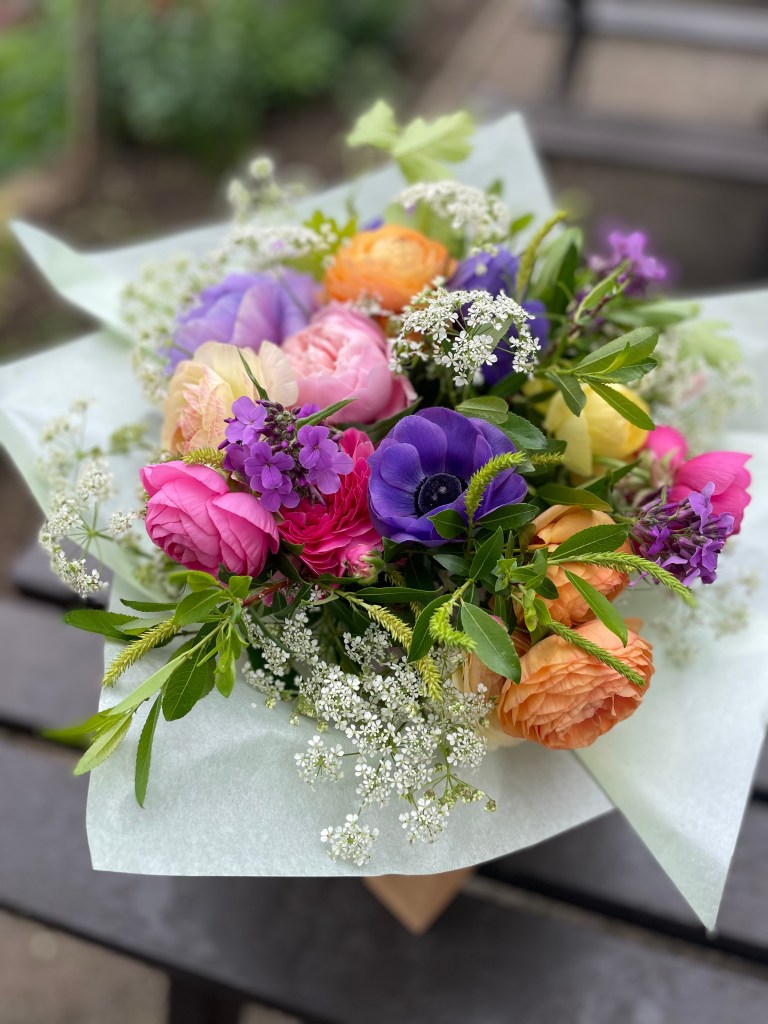 Gift Bouquet - Medium